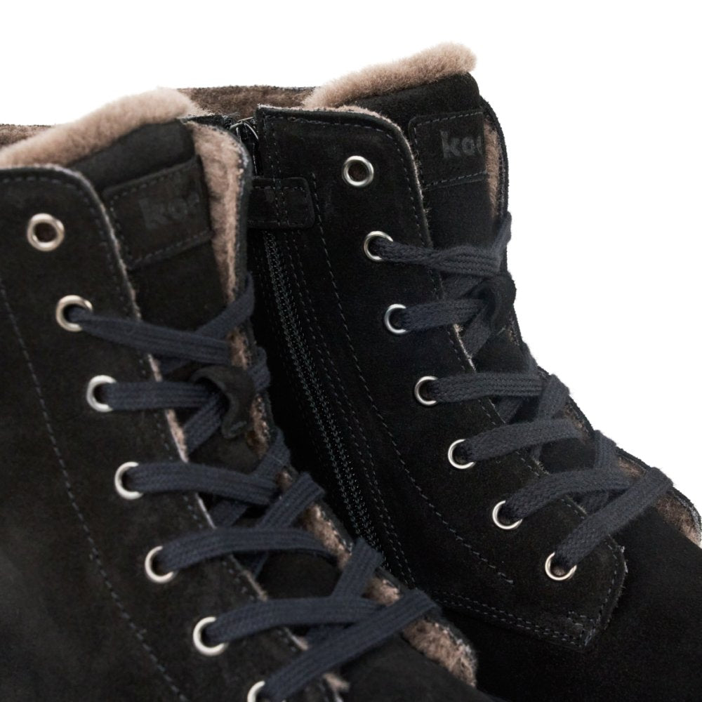 Hesira Suede - Black