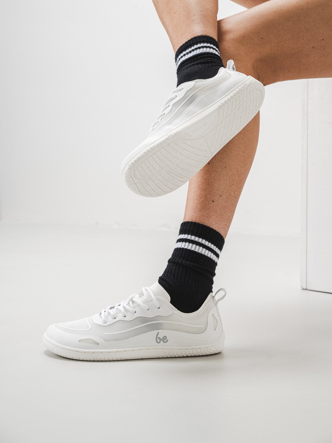 Barefoot Sneakers Velocity - All White